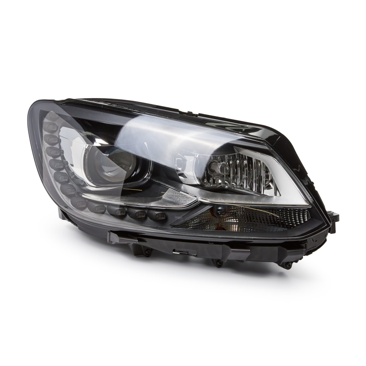 Фара передня права Magneti Marelli 711307023546 ціна, від 782.40 USD